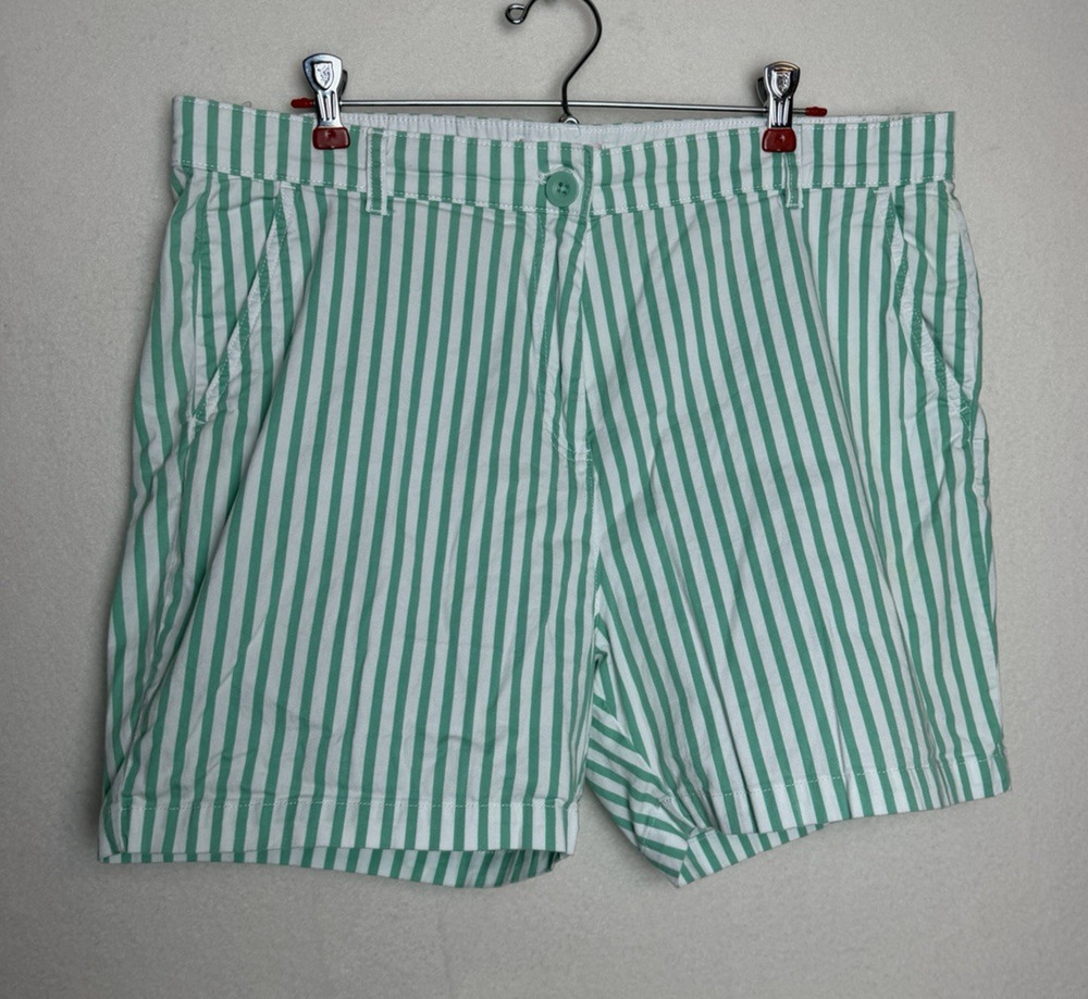 Stella Parker Collection Women Green White Striped Shorts Size 16 Cotton Stretch